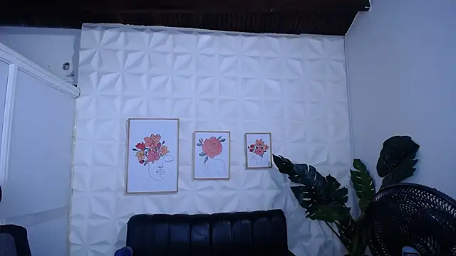 Živý XXX chat Valentinaa_mature