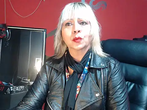 دردشة KLOE_PIELL الجنسية المباشرة