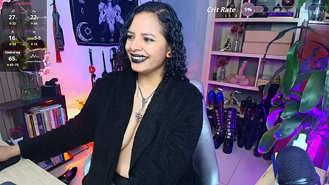 saralovens Adlı Modelin Canlı XXX Sohbeti