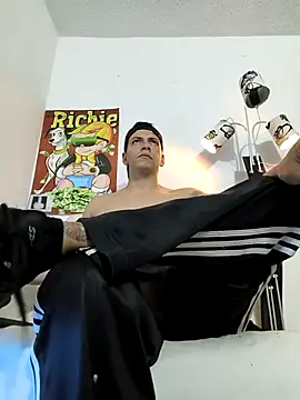 Chat XXX ao vivo de Thomasjons_