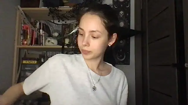 Yuna5343: онлайн-секс-чат