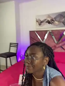 Chat +18 de ZahhyFrequency ao vivo