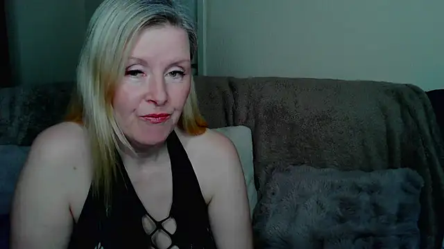 Miss-BunsのライブXXXチャット