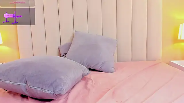 Chat +18 de Rachel_Donnelly ao vivo