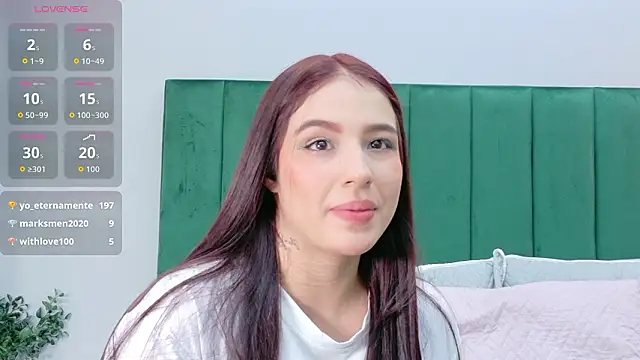 Chat +18 de Ashley_Evans22 ao vivo