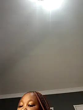 SWEETDOLLY29XX Live XXX Chat