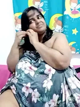 SusanaEshwar's Live XXX Chat