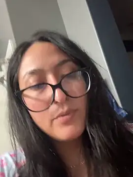 Chat +18 de Goddessxxrosexx ao vivo