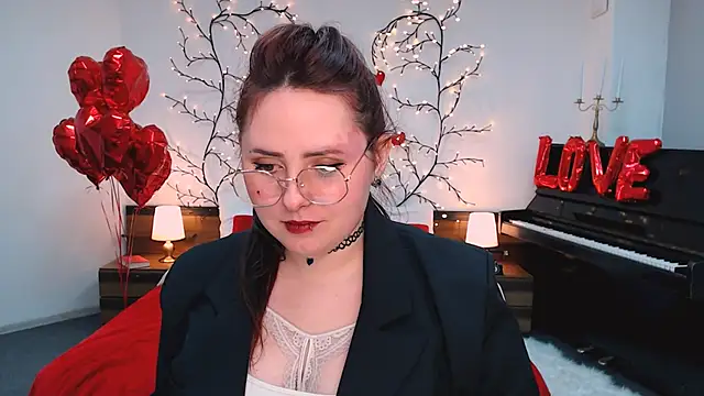 Chat +18 de Hennessy_bunny ao vivo