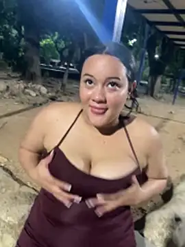 XXX chat uživo modela Datoka_adrenaline