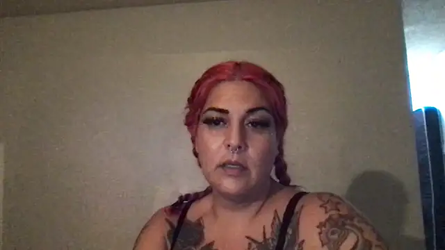 ShineyQuinn – Naživo XXX chat