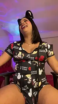 bywanda Adlı Modelin Canlı XXX Sohbeti