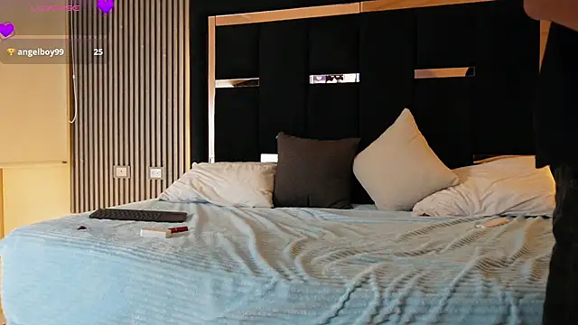 XXX chat uživo modela Dark_Eros_