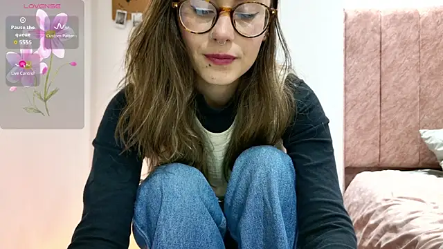 Emmy_petit Chat XXX live