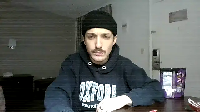 Pokazy przed kamerką – Jbenz420