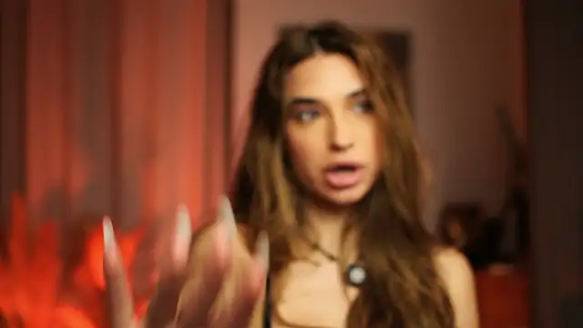 Živý XXX chat ItalianGirl