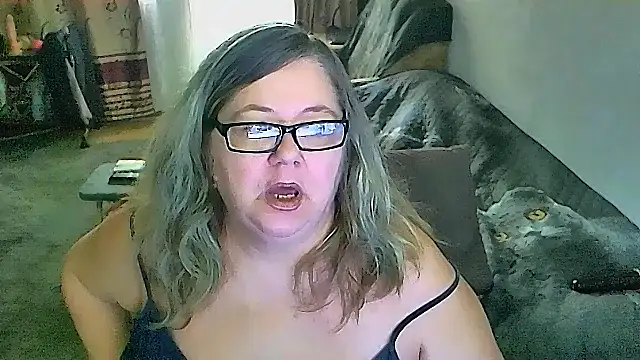 sex2 Adlı Modelin Canlı XXX Sohbeti