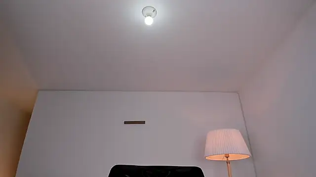 _Saraah: онлайн-секс-чат