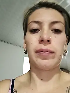 Chatroom XXX en direct de Tefannyy_