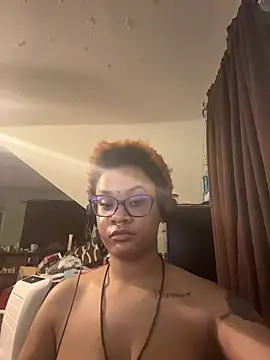 nickytheehawtie 在線直播表演