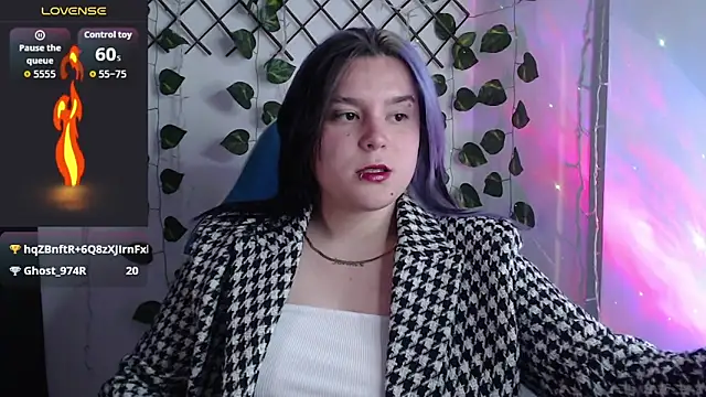 Nika_1_ – Naživo XXX chat