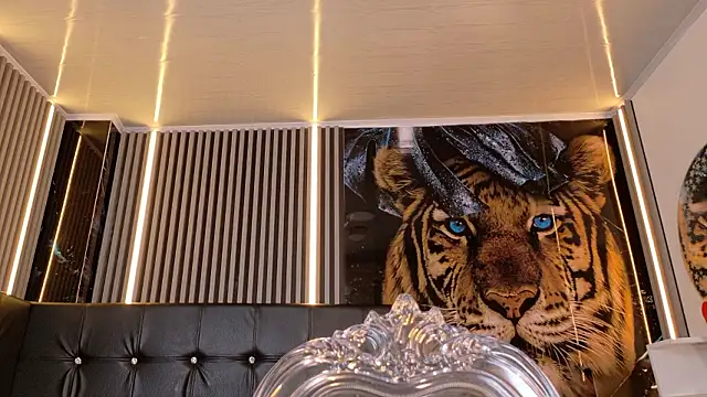 Онлайн чат XXX Bruja__Scarlata