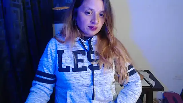 Онлайн чат XXX kattydirtylol