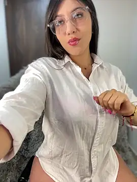 Pertunjukan Kamera Web MiaJones21