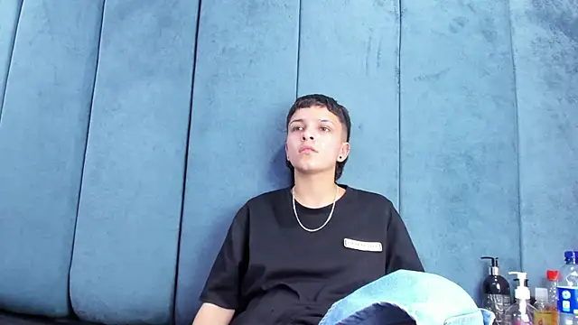 Megan_Thompson_ লাইভ XXX চ্যাট