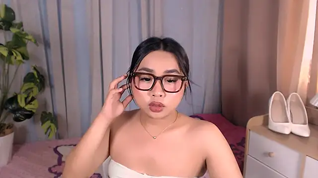 hoellygia Show Webcam