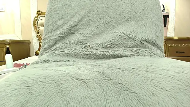 دردشة MayaBaker الجنسية المباشرة