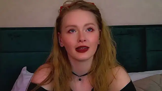 AgataFoxley élő XXX-chatje