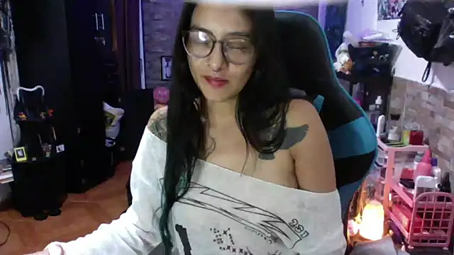 Chat XXX en directo de AngelaQueen_