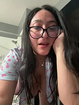 Goddessxxrosexx 网络视讯表演