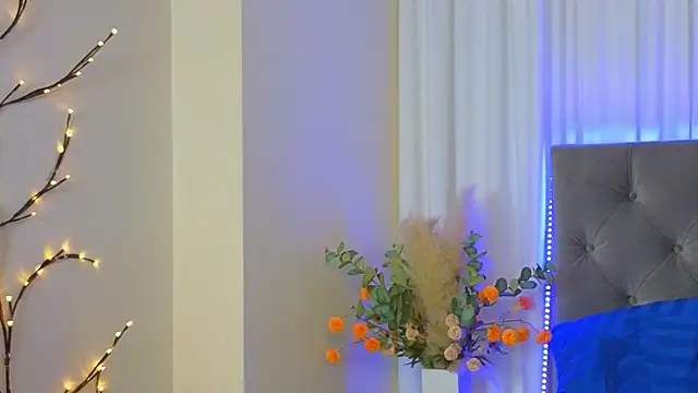 Ariana_Petite élő XXX-chatje