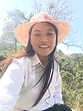 Alice-567のライブXXXチャット