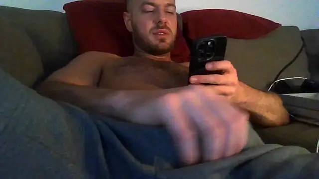 XXX chat uživo modela cheekycherryx