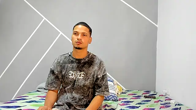 Show modela Sexy777Couple na web-kameri