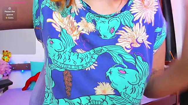 _Moon_Johnson Adlı Modelin Canlı XXX Sohbeti