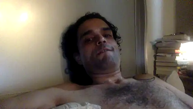 StuntingSpunMarine69 现场XXX聊天