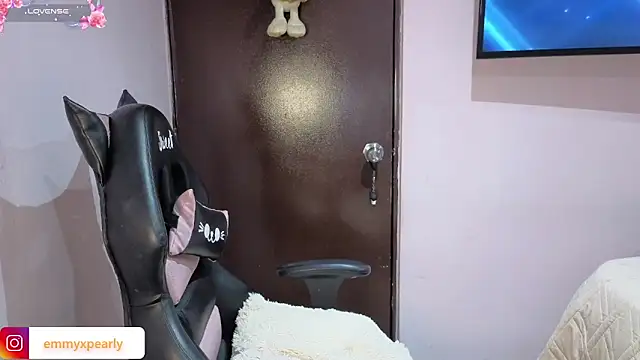 emyxpearly Chat XXX in diretta