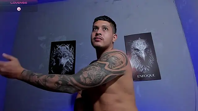 Chat XXX en directo de JohanSmith