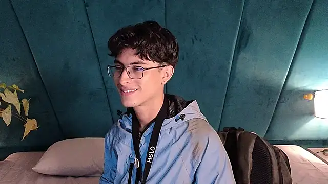 Chat XXX en directo de Aaron_Eze