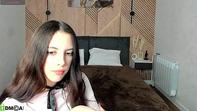 Chat +18 de elise_robbie ao vivo