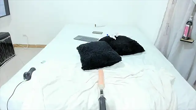 denny_scobar élő XXX-chatje