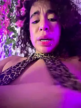 Woo_isDaphne Chat XXX in diretta