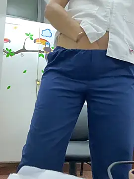 aphrodite_sexy Adlı Modelin Canlı XXX Sohbeti