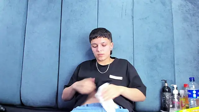 Megan_Thompson_: онлайн-секс-чат