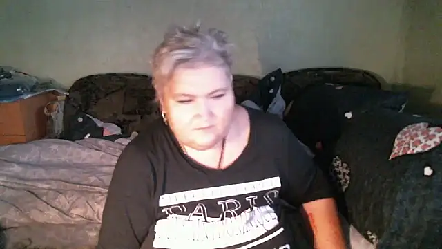 Show modela Lana555 na web-kameri