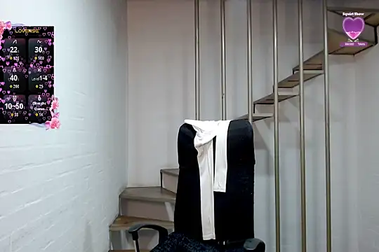 Chat +18 de Jessie_Desire ao vivo